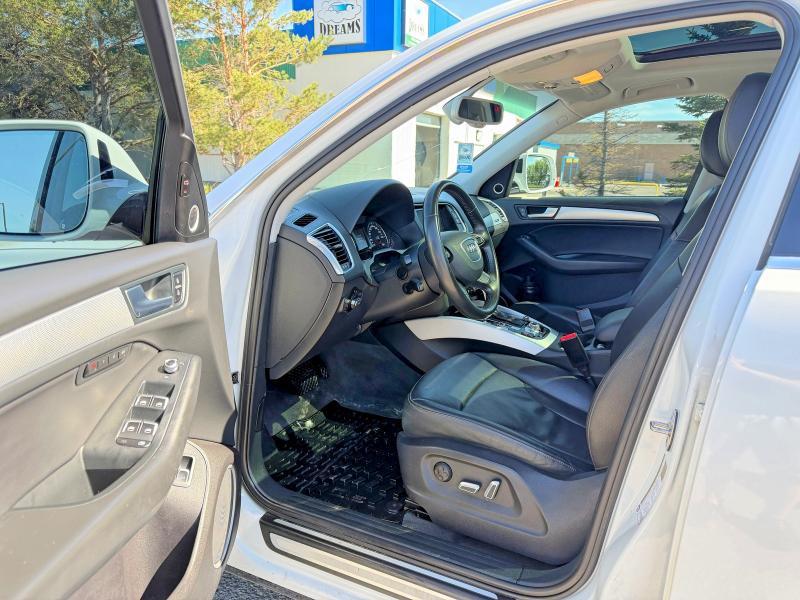 55807796 :رقم المزاد ، WA1V2AFP6HA008131 vin ، 2017 Audi Q5 مزاد بيع