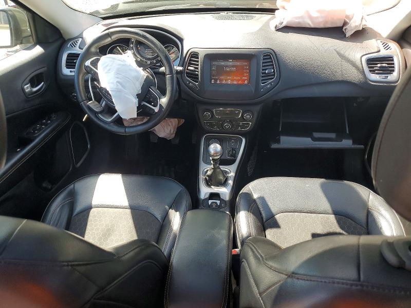 54883936 :رقم المزاد ، 3C4NJDBB5HT647422 vin ، 2017 Jeep Compass مزاد بيع