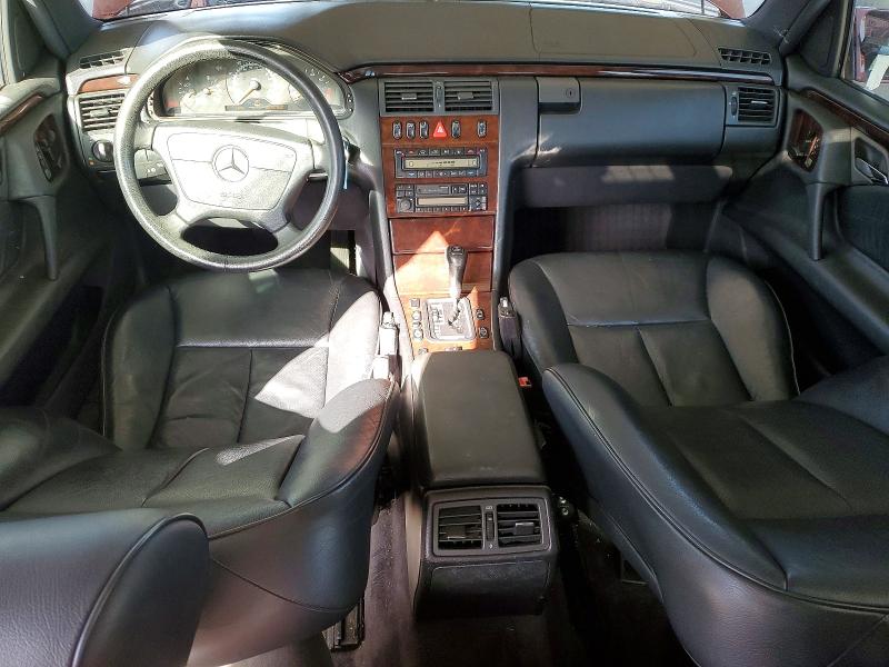 53936006 :رقم المزاد ، WDBJF72F2VA258792 vin ، 1997 Mercedes-benz E مزاد بيع