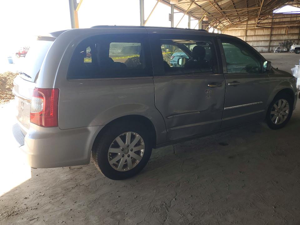 53121126 :رقم المزاد ، 2C4RC1BG5GR229224 vin ، 2016 Chrysler Town & Country مزاد بيع