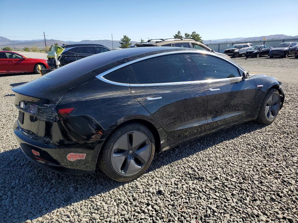 52963546 :رقم المزاد ، 5YJ3E1EA3KF306118 vin ، 2019 Tesla Model 3 مزاد بيع