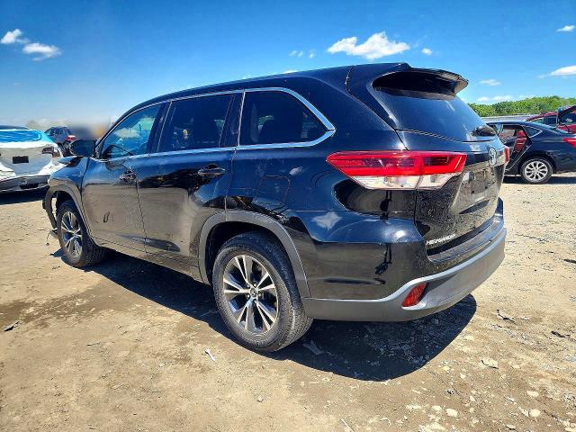 55101076 :رقم المزاد ، 5TDZARFH7HS023807 vin ، 2017 Toyota Highlander مزاد بيع