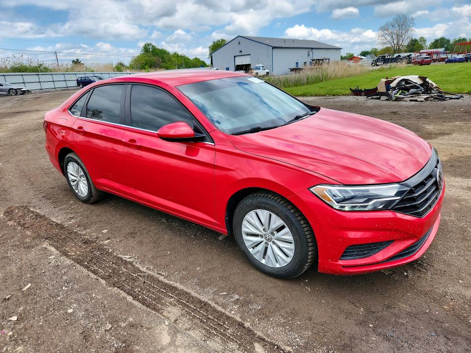 52911396 :رقم المزاد ، 3VWN57BUXKM226852 vin ، 2019 Volkswagen Jetta مزاد بيع