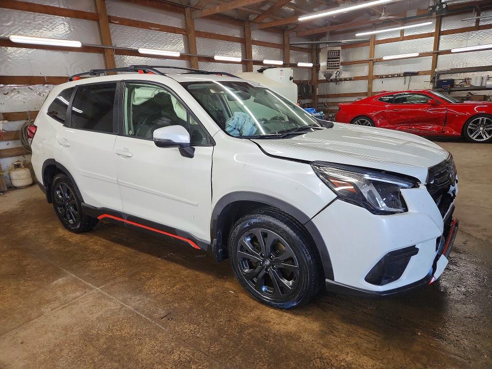 54334586 :رقم المزاد ، JF2SKAJC8NH407589 vin ، 2022 Subaru Forester مزاد بيع