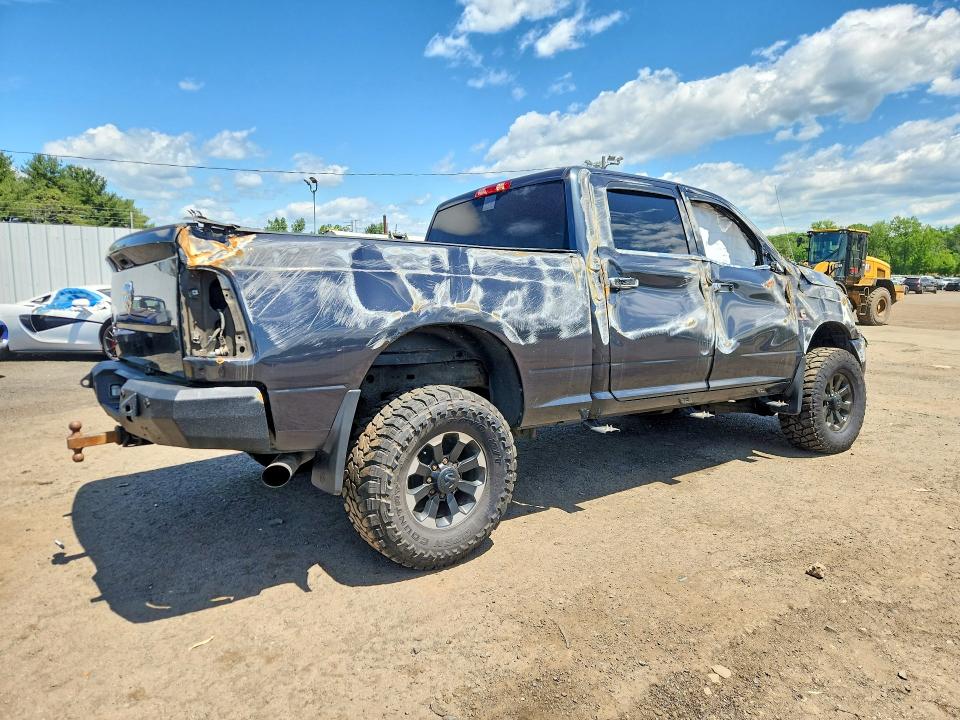 54919896 :رقم المزاد ، 3C6UR5CL0JG107239 vin ، 2018 Ram 2500 مزاد بيع
