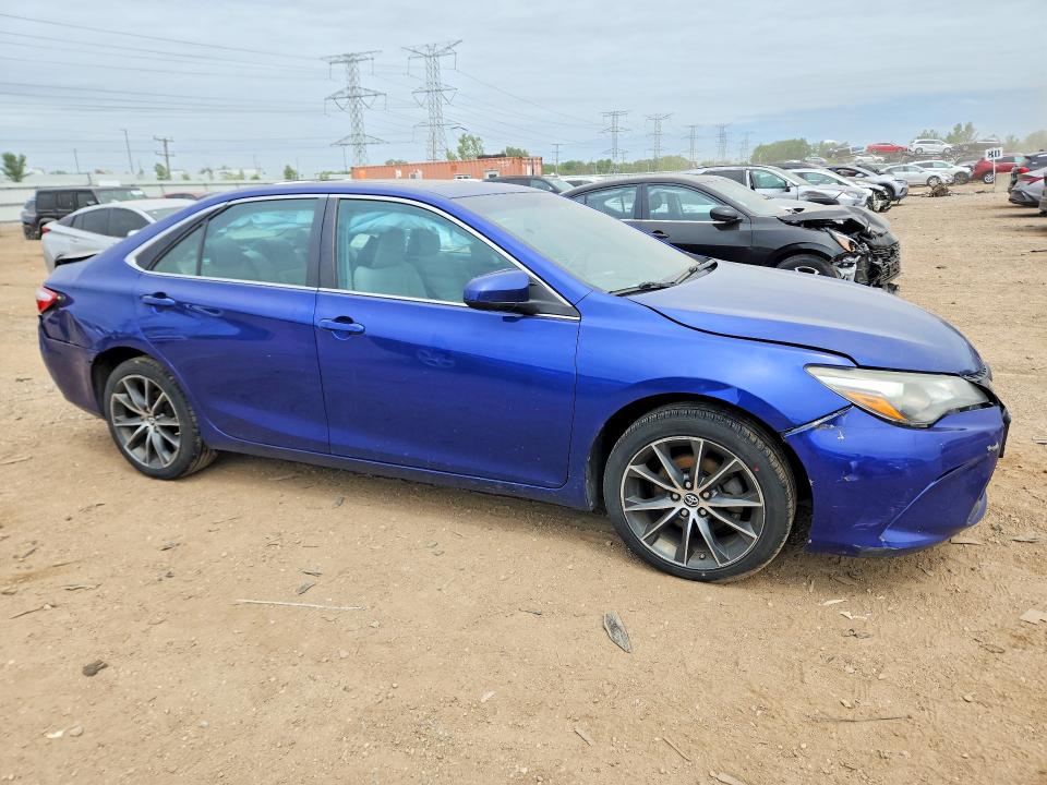 54608646 :رقم المزاد ، 4T1BF1FK0FU936302 vin ، 2015 Toyota Camry مزاد بيع