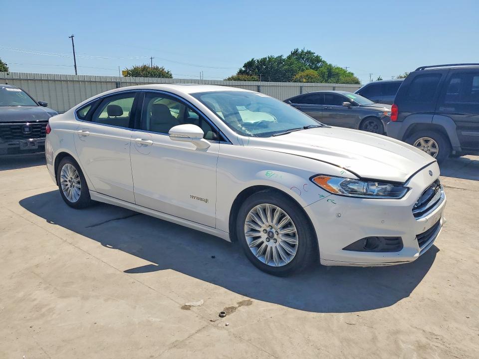 53265526 :رقم المزاد ، 3FA6P0LU3FR279169 vin ، 2015 Ford Fusion مزاد بيع