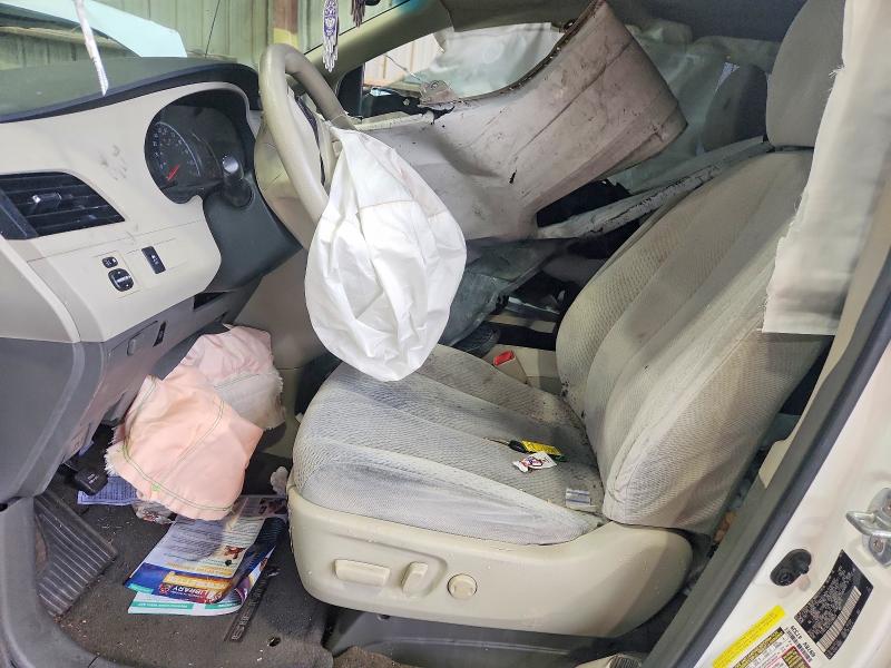 Aukcja sprzedaży 2012 Toyota Sienna, vin: 5TDKK3DC5CS196818, numer aukcji: 51559056