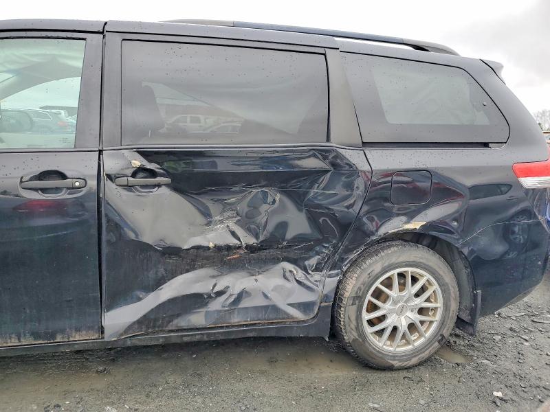 2012 Toyota Sienna მანქანა იყიდება აუქციონზე, vin: 5TDZK3DC9CS177297, აუქციონის ნომერი: 51796686