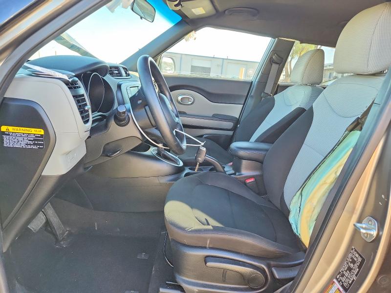 54393626 :رقم المزاد ، KNDJN2A29H7464098 vin ، 2017 Kia Soul مزاد بيع
