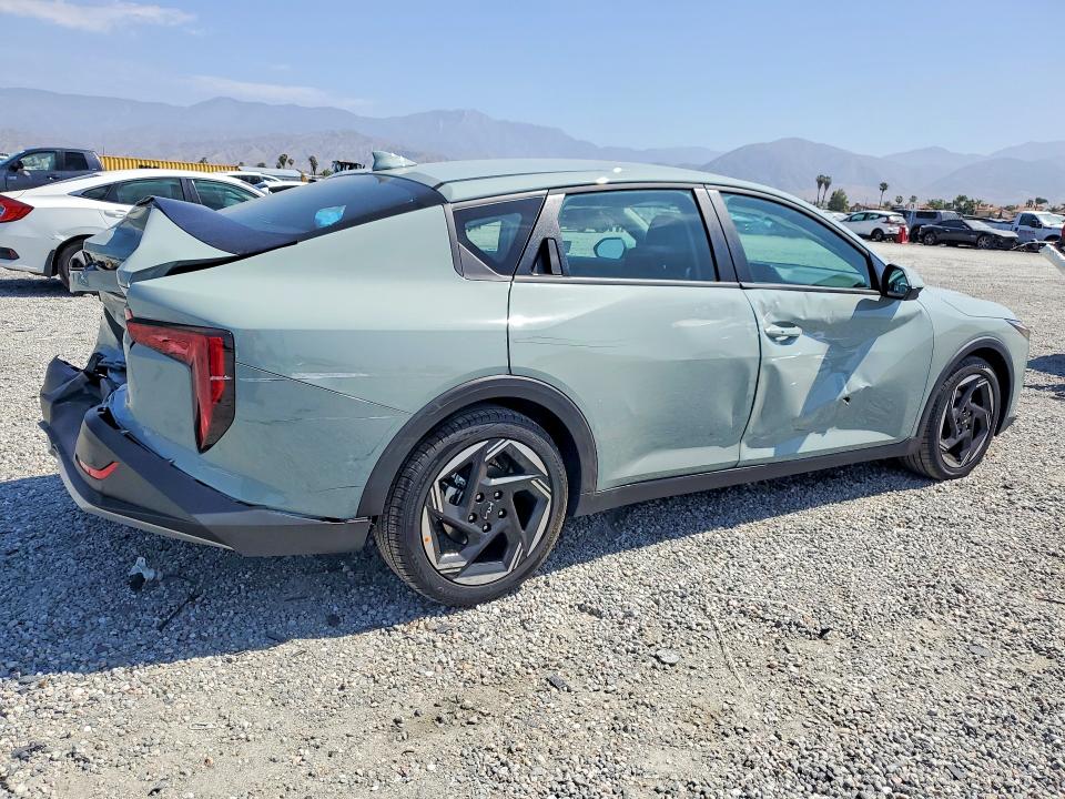 2026 Kia K4 მანქანა იყიდება აუქციონზე, vin: 3KPFU4DE0TE299562, აუქციონის ნომერი: 53261756