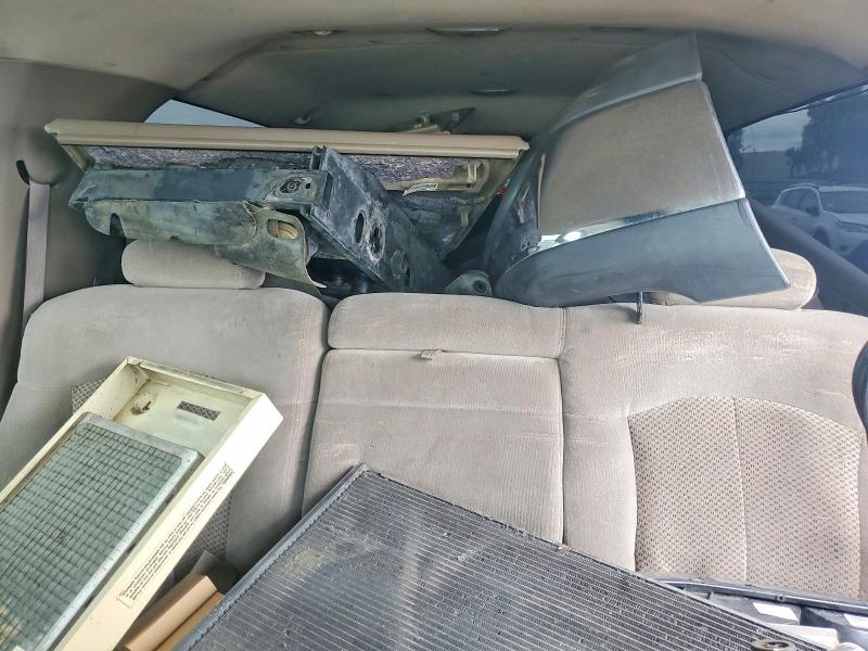 Aukcja sprzedaży 2002 Chevrolet Suburban, vin: 1GNEC16T42J266209, numer aukcji: 52705386