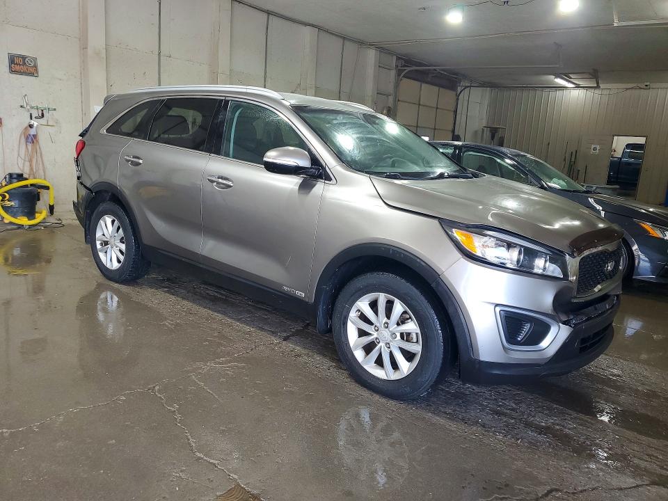 Продажа на аукционе авто 2016 Kia Sorento, vin: 5XYPGDA50GG176420, номер лота: 55510886
