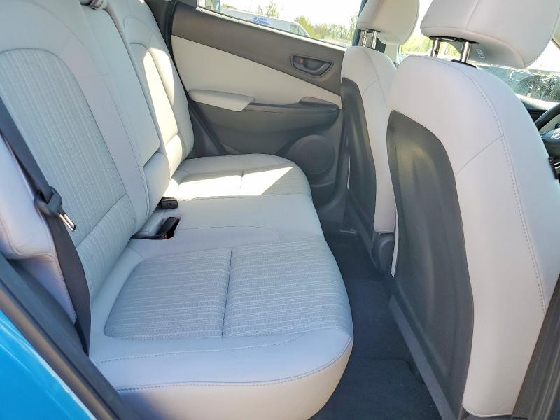 51827926 :رقم المزاد ، KM8K6CAB8NU890641 vin ، 2022 Hyundai Kona مزاد بيع