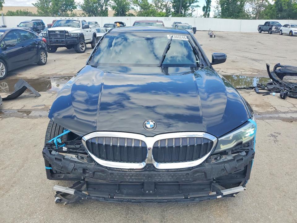 51360246 :رقم المزاد ، 3MW5R7J06L8B17088 vin ، 2020 Bmw 330xi مزاد بيع