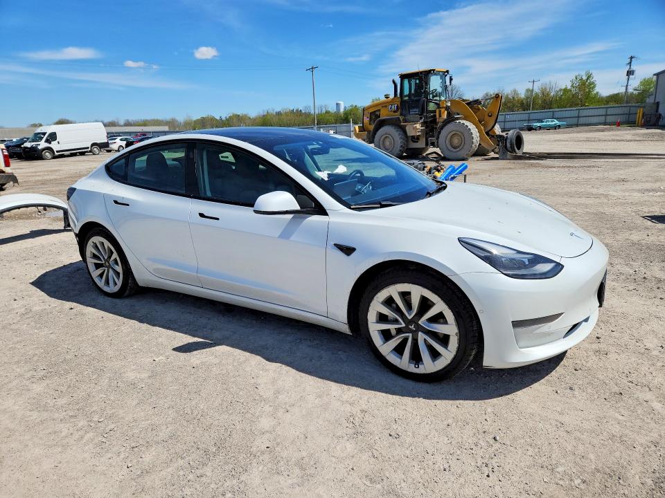 Продажа на аукционе авто 2022 Tesla Model 3, vin: 5YJ3E1EA1NF185884, номер лота: 53230526