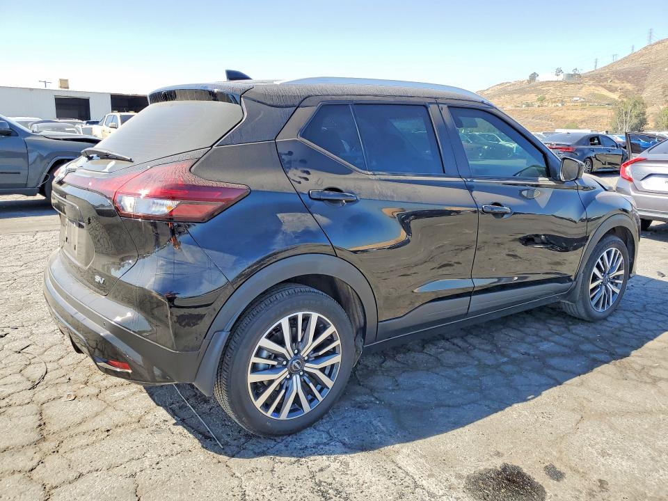 53669576 :رقم المزاد ، 3N1CP5CV9RL572345 vin ، 2024 Nissan Kicks مزاد بيع