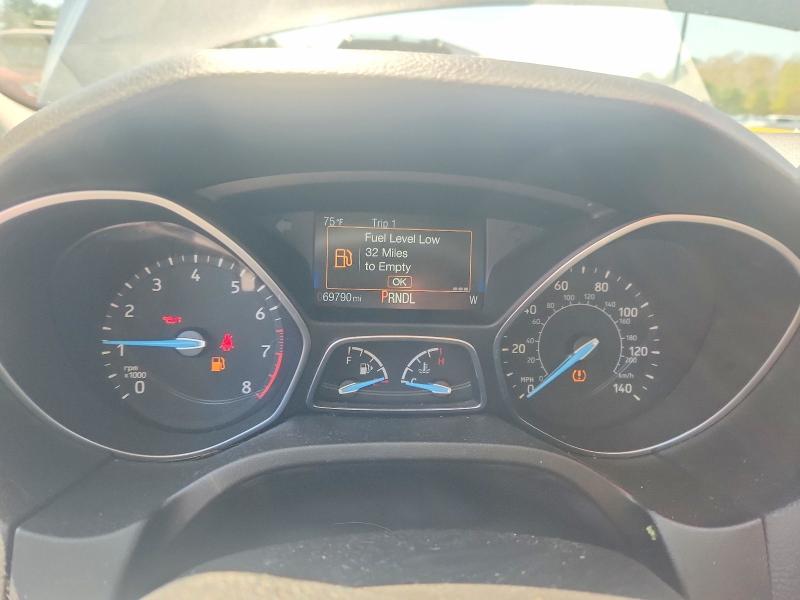49896766 :رقم المزاد ، 1FADP3F29HL326371 vin ، 2017 Ford Focus مزاد بيع