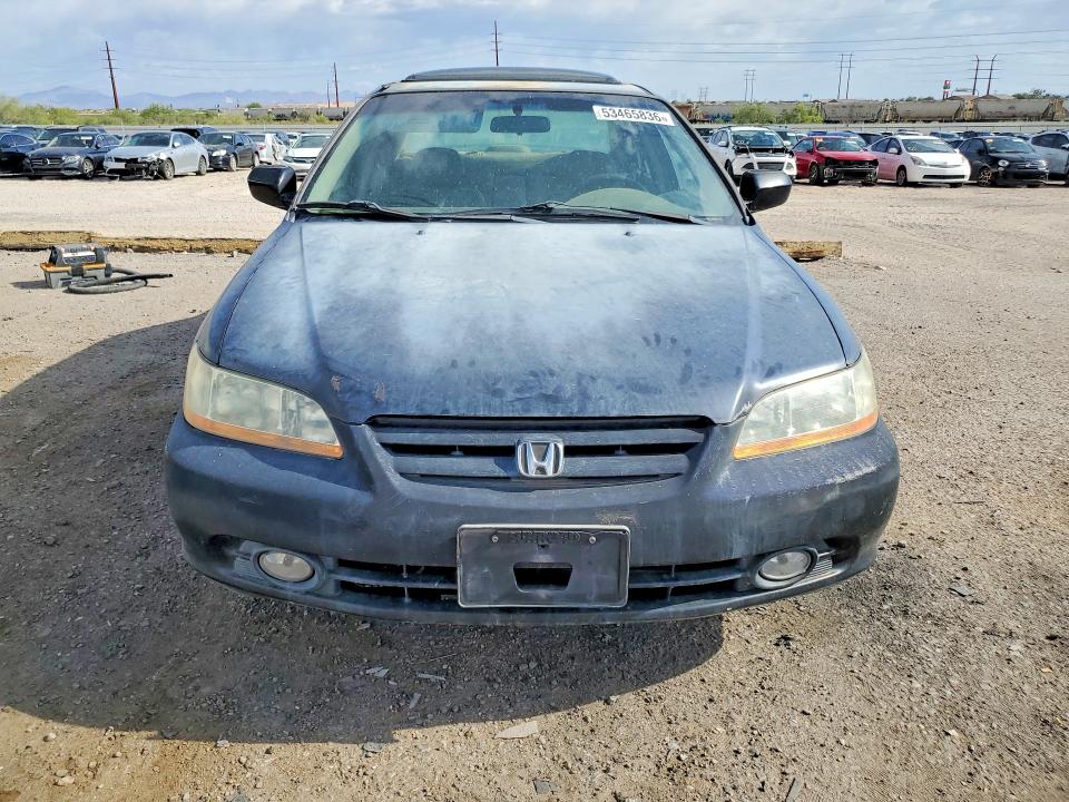 53465836 :رقم المزاد ، 1HGCG16591A063712 vin ، 2001 Honda Accord مزاد بيع