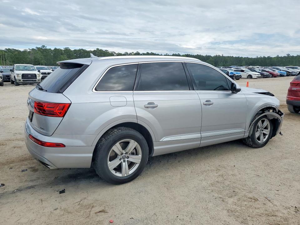 2018 Audi Q7 მანქანა იყიდება აუქციონზე, vin: WA1AHAF70JD035861, აუქციონის ნომერი: 53312056