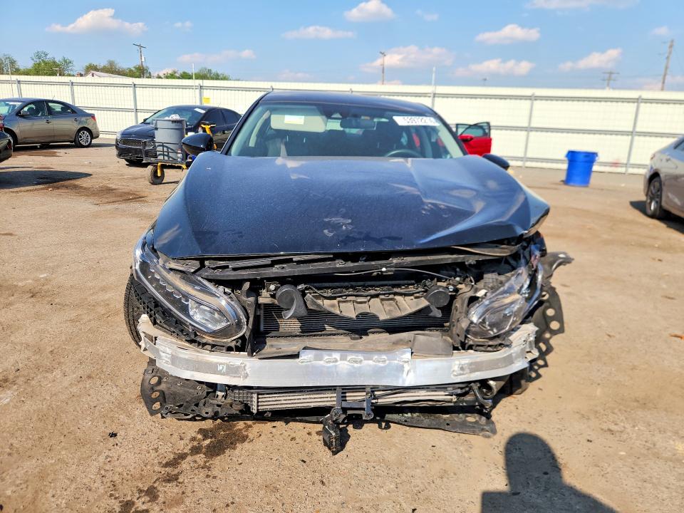 Продаж на аукціоні авто 2019 Honda Accord, vin: 1HGCV1F16KA009952, номер лоту: 53972216