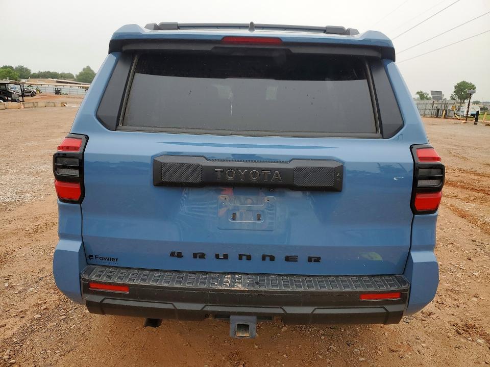 Продаж на аукціоні авто 2025 Toyota 4runner, vin: JTEVA5BR9S5014752, номер лоту: 53888526