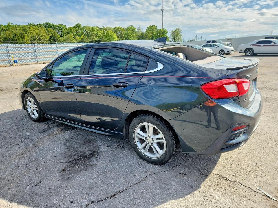 Продаж на аукціоні авто 2018 Chevrolet Cruze, vin: 1G1BE5SM4J7160746, номер лоту: 52733206