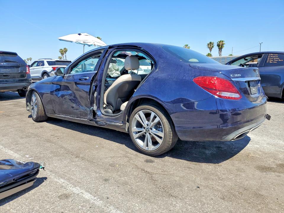 2018 Mercedes-benz C მანქანა იყიდება აუქციონზე, vin: 55SWF4JB6JU263868, აუქციონის ნომერი: 53237226
