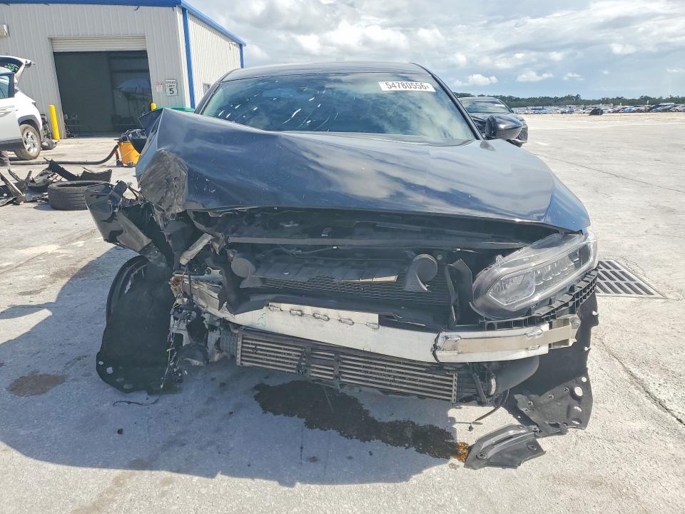 2018 Honda Accord მანქანა იყიდება აუქციონზე, vin: 1HGCV1F33JA189570, აუქციონის ნომერი: 54780556