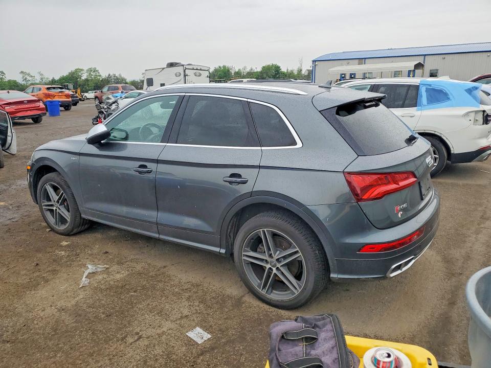 Продажа на аукционе авто 2018 Audi Sq5, vin: WA1A4AFY5J2215904, номер лота: 54852326