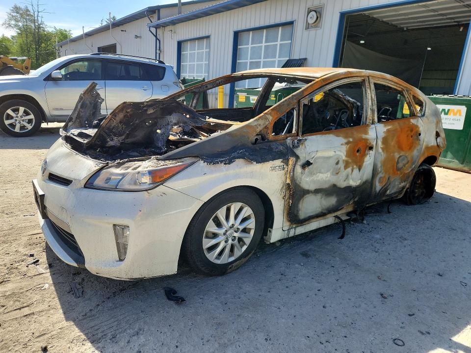 Продажа на аукционе авто 2013 Toyota Prius Plug-in Hybrid, vin: JTDKN3DPXD3046412, номер лота: 53964566