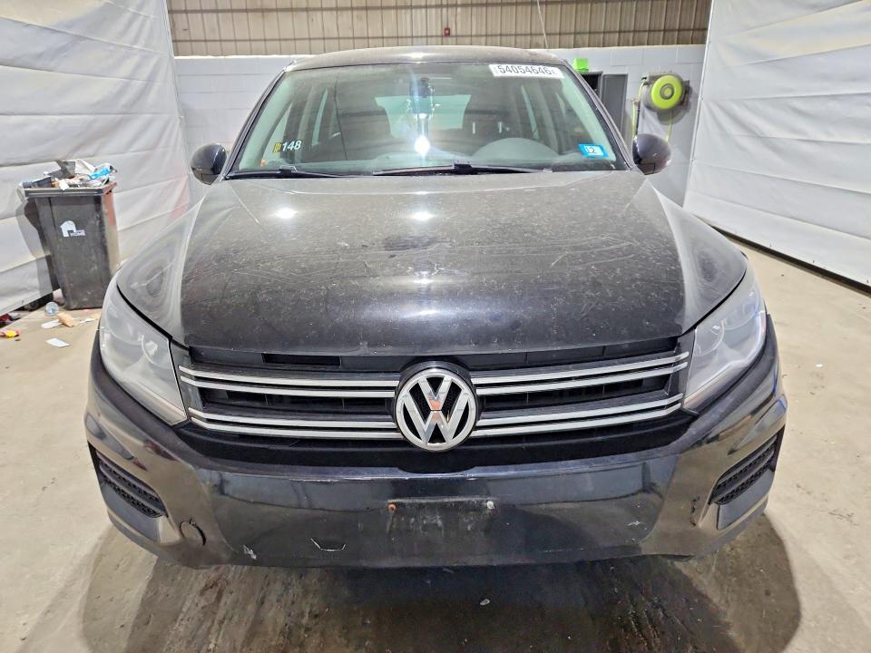 54054646 :رقم المزاد ، WVGBV3AXXEW551740 vin ، 2014 Volkswagen Tiguan مزاد بيع