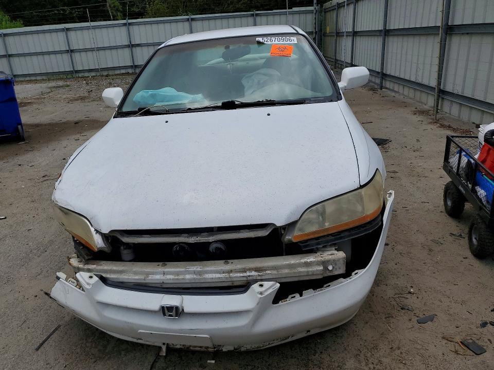 Продажа на аукционе авто 2000 Honda Accord, vin: 1HGCG5642YA083714, номер лота: 52670906