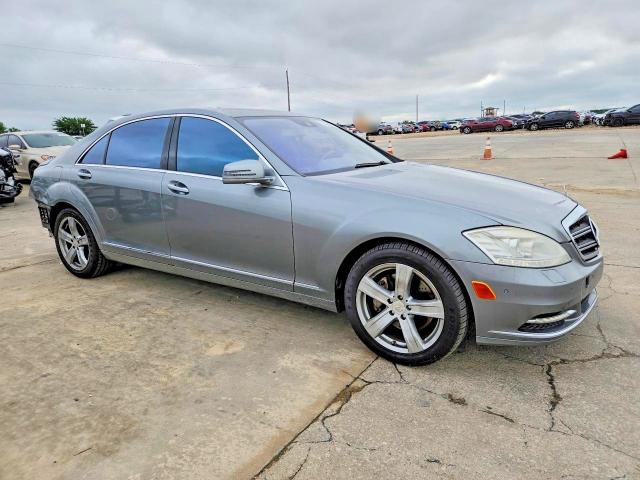 Продаж на аукціоні авто 2011 Mercedes-benz S, vin: WDDNG7BB6BA416131, номер лоту: 53245876