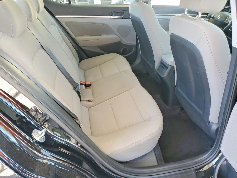 53732846 :رقم المزاد ، 5NPD84LF6KH437976 vin ، 2019 Hyundai Elantra مزاد بيع