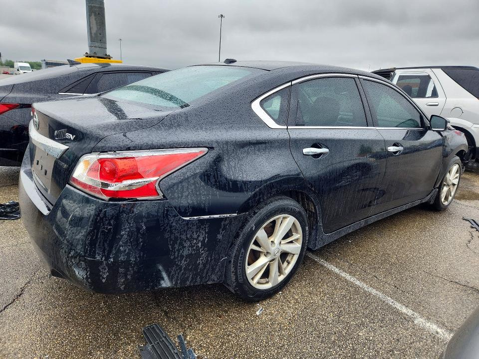Продажа на аукционе авто 2015 Nissan Altima, vin: 1N4AL3AP5FC130894, номер лота: 53925226