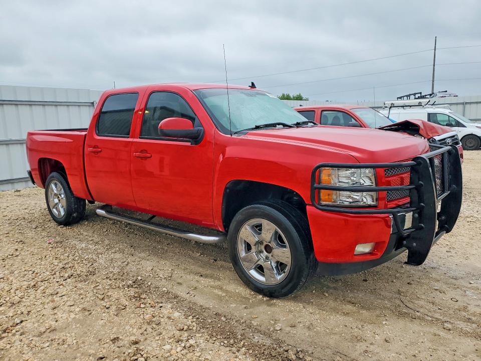 52362476 :رقم المزاد ، 3GCPCSE04BG405643 vin ، 2011 Chevrolet Silverado مزاد بيع