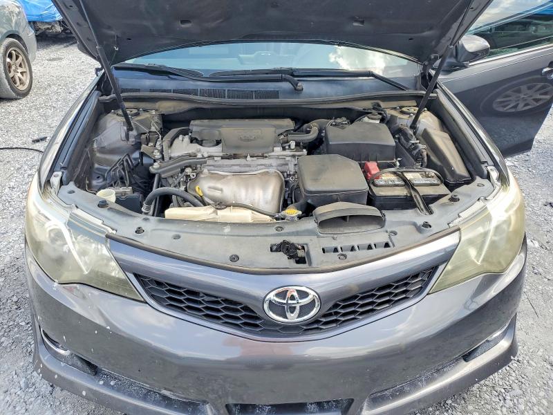 54653996 :رقم المزاد ، 4T1BF1FK1DU637690 vin ، 2013 Toyota Camry مزاد بيع