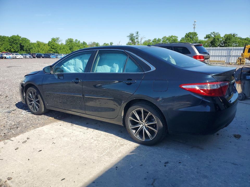 52938266 :رقم المزاد ، 4T1BF1FK8FU109812 vin ، 2015 Toyota Camry مزاد بيع