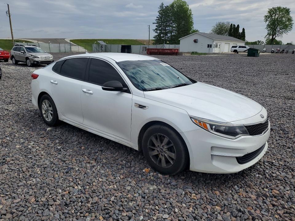 2018 Kia Optima მანქანა იყიდება აუქციონზე, vin: 5XXGT4L30JG214151, აუქციონის ნომერი: 52599716