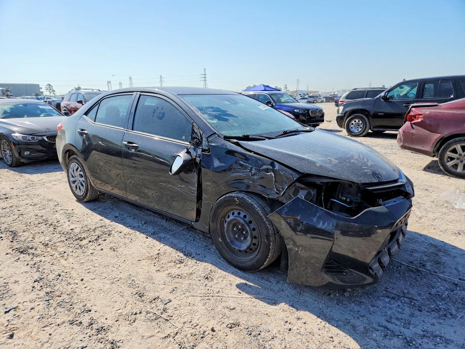 53744006 :رقم المزاد ، 5YFBURHE5JP762166 vin ، 2018 Toyota Corolla مزاد بيع