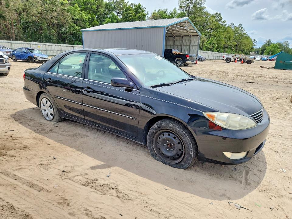 2005 Toyota Camry მანქანა იყიდება აუქციონზე, vin: 4T1BE30K05U032410, აუქციონის ნომერი: 54417006