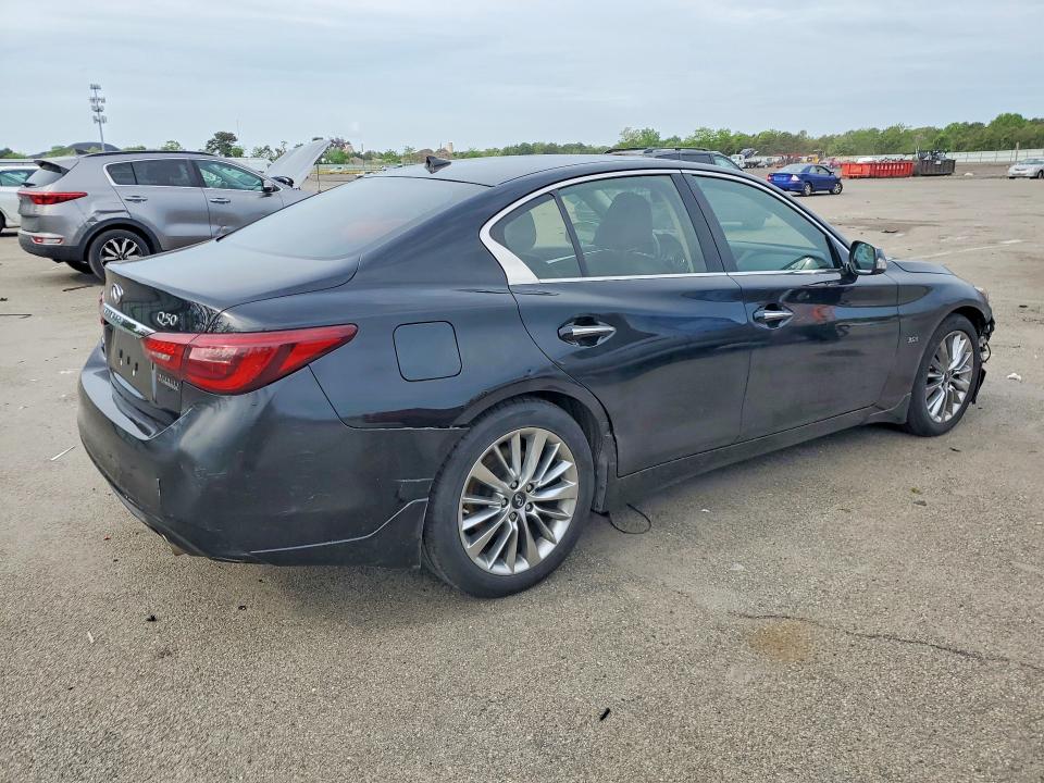 55038296 :رقم المزاد ، JN1EV7AR4JM436652 vin ، 2018 Infiniti Q50 مزاد بيع