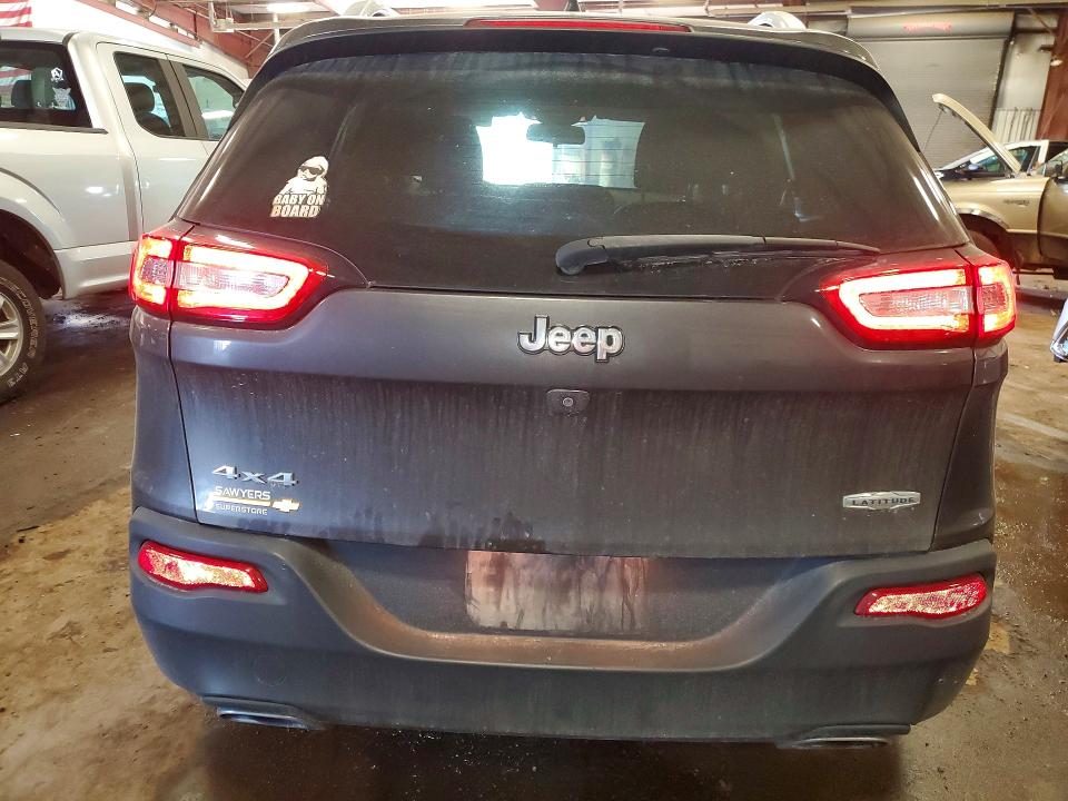 2016 Jeep Cherokee მანქანა იყიდება აუქციონზე, vin: 1C4PJMCS6GW120876, აუქციონის ნომერი: 52220876