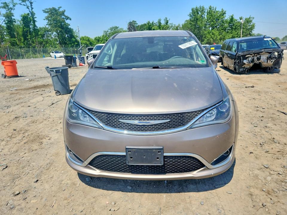 Продаж на аукціоні авто 2018 Chrysler Pacifica, vin: 2C4RC1FG9JR131458, номер лоту: 53911856