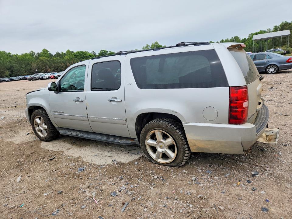 52719976 :رقم المزاد ، 1GNUKKE36AR222637 vin ، 2010 Chevrolet Suburban مزاد بيع