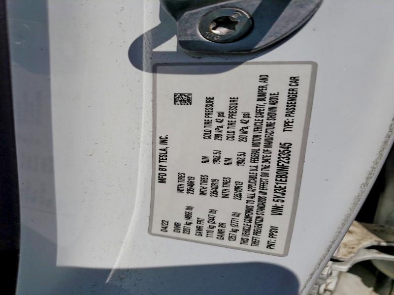 52027646 :رقم المزاد ، 5YJ3E1EB0NF233545 vin ، 2022 Tesla Model 3 مزاد بيع