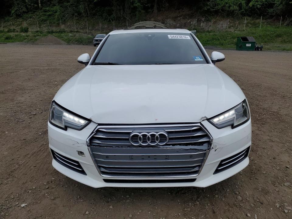 54423816 :رقم المزاد ، WAUANAF45HN010833 vin ، 2017 Audi A4 مزاد بيع