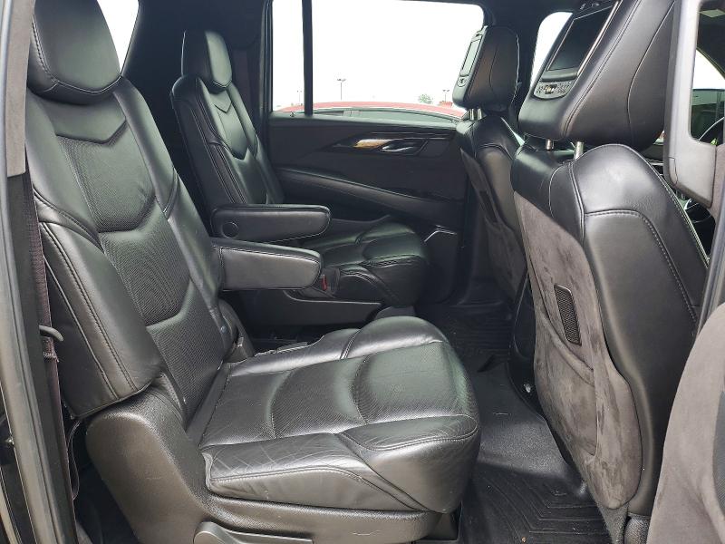 54405506 :رقم المزاد ، 1GYS4KKJ7HR369941 vin ، 2017 Cadillac Escalade مزاد بيع
