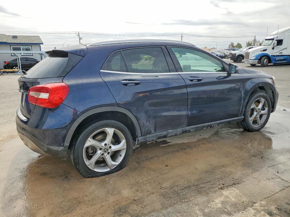 Продажа на аукционе авто 2018 Mercedes-benz Gla, vin: WDCTG4EB1JJ461496, номер лота: 51497146